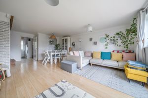 Lounge angle 2- click for photo gallery